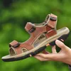 رجل المصارع الصنادل الصيف 2020 جديد نمط شاطئ أحذية رجالية الصنادل في الهواء الطلق الذكور جلد طبيعي عارضة الأحذية ساندليس 2.51