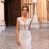 fn2019 Nuovi abiti da sposa a sirena di lusso con scollo a V Cap Sleeve Tulle Appliques in pizzo Medio Oriente Sexy Back Sweep Train Plus Size Abiti da sposa