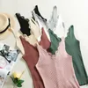 Moda Lato Nowy Hak Kwiat Koronki Solidne Szwy V-Neck Kobiet Dzianiny Krótki Sekcja Slim Outer Wear Koszula Trend Tank Tops11