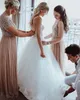 2019 New Sexy A Line Wedding Dresses Lace Sleeveless Appliques Beads Tulle Backless Sweep Train Plus Size Custom Cheap Bridal Gowns