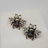 Women Vintage Bee Brooch Pearl Rhinestone Insect Bee Brooch Suit Lapel Pin for Gift Party Fashion Jewelry Accessories