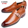 Hommes faits à la main en cuir véritable chaussures habillées de haute qualité Design italien marron rouge couleur hommes poli à la main bout carré chaussures de mariage