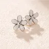 Partihandel-Daisy Flower Stud Örhängen för Pandora Real 925 Sterling Silver Högkvalitativa Ladies Födelsedagspresent Stud Örhängen