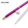 Ballpoint Pens 1 PCS Стиль жемчужной ручки красочная вращающаяся металлическая школьная школа поставляет черные чернильные подарки 5 Colors1