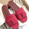 Wiosna Lato Okrągły Kidsede Płaskie Kapcie Cukierki Kolor Tassel Metal Lock Decor Mules Flipflops Beach Buty Kobiet 2020 Sandały