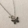 Vintage Silver Butterfly Charm Halsband för kvinnor Ny mode Rostfritt stål Hip Hop Smycken OT Lås Animal Pendant Collar Choker Halsband