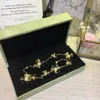 Vintage frivole koper met 18k goud vergulde klassieke ontwerper drie bladklaver 10 pc's bloemen charm hang ketting voor vrouwen jood9520819