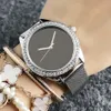 Reloj de pulsera de cuarzo con banda de acero y Metal para mujer, reloj de pulsera de cuarzo con letra grande M a la moda, M63