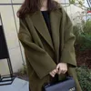 Gran oferta Otoño Invierno nuevo Color sólido de talla grande abrigo largo bolsillos decoración abrigo verde solapa manga larga mujer grueso nuevo