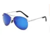 Оптовая металлическая личность солнцезащитные очки водителей носят солнцезащитные очки с очками с высоким качеством. Они продаются непосредственно производителями