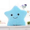 LED Flash Light Hold Pillow Fem Star Dock Plush Djur Fyllda Leksaker 40cm Belysning Present Barn Julklapp Fylld Plush Toy