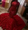 Oszałamiająca Czerwona Syrenka Prom Dresses Wysokiej Neck 2019 Wysoka Neck 3D Rose Kwiaty Kwiatowy Sweep Pociąg Suknie Wieczorowe Plus Size Red Dywan Suknie
