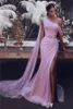 2020 Sexy PInk Split Side Prom Dresses One Shoulder Mermaid Sequins Arabic Evening Gowns Backless Fashion Party Dress BC2410