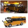 Auto's gegoten legering gele Amerikaanse schoolbus modelauto's kinderspeelgoed, groot formaat schaal 1:32, met licht geluid, muziek, pullback, ornam