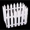 Miniatyr liten plastfäktning DIY Fairy Garden Micro Dollhouse Gates dekorprydnad vita färger dekoration yq00954