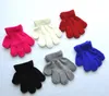 24Pairs / parti 10cm barn vinter varma vantar fem handskar tjej pojke barn multicolor ren stickad fingerhandske