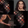 2019 TATI beauté fard à paupières poudre cadeaux de Noël 24 couleurs chatoyantes paillettes mates durables Palette d'ombres à paupières texturées 2445926