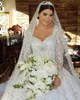 Роскошные хрустальные шариковые платья свадебные платья V шеи с длинными рукавами Дубай арабские свадебные платья с собором поезда плюс размер свадебного платья на заказ
