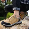 2020 Newe Fashion Mens Running Shoes Olive Green Khaki Grå Utomhusskor Mens Trainers Sport Sneakers Hemlagad Märke Made In China