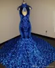 Bleu royal col haut mancherons dentelle sirène longues robes de bal velours 3D appliques florales balayage train robes de soirée formelles Ogstuff