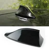 Universal Car Shark FIN Antena Antena Antena Antena Auto Dach FM / AM Radio Wymiana Aerial dla BMW / HONDA / TOYOTA / HYUNDAI / KIA Automobiles Akcesoria