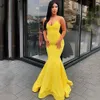 Amarillas sirena vestidos de baile 2019 señoras de novia sin tirantes sin respaldo árabe largo atractivo del traje de gala formal sencilla