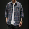 캐주얼 망 3 쿼터 셔츠 일본가 거리 격자 무늬 스트라이프 한국어 셔츠 남성 flannel 빈티지 chemise 남자 옷