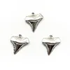 100st Shark Teeth Antique Silver Charms hängsmycken DIY för halsbandsarmband örhängen retro stil 17 16mm2634