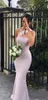 Goedkope nieuwe Arabische zeemeermin bruidsmeisje jurken voor bruiloften Eén schouder mouwloze satijnvloer lengte plus size formele meid van eer jassen