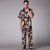 Ssh021 Осень Лето Loungewear С Короткими Рукавами Длинные Брюки Пижамный Комплект Мужчины Печатные Атласные Шелковые Пижамы Мужской Пижамы Пижамы Пижамы J190613