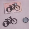 サイクリング恋人の結婚式の好意的な党ギフトカードの包装のためのビンテージの金属の自転車の自転車の形のビールのびんのオープナー