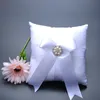 美しい白い花の結婚指輪枕フラワーバスケットゲストブックベアラーフェザーペン好意6 in 1セット5in16729783