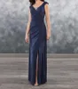 Escuro Marinha Mãe dos vestidos de noiva (um estilo sereia pouco) Sheer Side Zipper plissado Chiffon com contas de lantejoulas