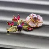 DIY joyería de perlas de moda broche de perlas naturales de agua dulce broche de cobre en forma de flor de concha soporte vacío