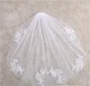 Modèles d'explosion de commerce extérieur simples os de voiture courts à une seule couche sur le bâton de fleur diamant voile blanc pur mariée voile noeud accès de mariage