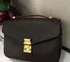 Bolsa de alta qualidade Bolsa de designer nova moda bolsas leves bolsa mensageiro de um ombro pacote quadrado pequeno quente maletas venda desconto couro genuíno