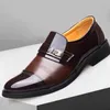 Vente chaude-2019 hommes chaussures décontracté mode affaires hommes chaussures confortable décontracté pointu en cuir Oxfords robe grande taille HV-006