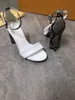 Классическая женщина роскошная сливовая каблука сандалии женский летний ремень лодыжки без скольжения Леди Леди Сексуальная Змея Сандалии на каблуке SH213s