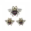 Women Vintage Bee Brooch Pearl Rhinestone Insect Bee Brooch Suit Lapel Pin for Gift Party Fashion Jewelry Accessories