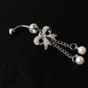 YYJFF D0564 (2 färger) Bowknot med Pearl Style Belly Button Navel Rings Piercing Body Jewel Mix Colors