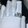 Lüks Mahkeme Yüzüğü 3CT Diamond CZ Stone 925 Sterlling Gümüş Nişan Aly Band Ring Kadınlar Erkekler Parmak Mücevher Hediye220t