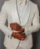 Neueste Herren Anzüge Slim Fit Zwei Stücke Groomsmen Hochzeit Smoking Für Männer Schal Revers Formale Prom Anzug (Jacke + hosen + Schleife)