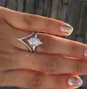 Gem Diamond Crown Crown An￩is de cristal anel de casamento para mulheres j￳ias de moda Will e Sandy Drop Ship