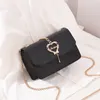 Roze sugao designer schoudertas kleine ketting tas vrouwen crossbody tassen luxe portemonnee dame zak telefoon tassen pu lederen hete verkoop tas bhp