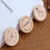 Nuovo apribottiglie circolare in legno tappetino per frigorifero magnete decorato apribottiglie birra cucina sala da pranzo strumenti logo personalizzato