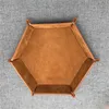 Opvouwbare Hexagon Dobbelstenen Lade Decoratieve Dobbelstenen Doos Voor RPG DnD Games Dobbelstenen PU Lederen Opslag Decoratieve Dish6971578