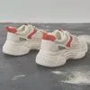 Moda Klasyczna dla kobiet Buty do biegania Trzyosobowy Biały Różowy Purpurowy Czerwony Ozdobny Wygodny Oddychający Trener Projektant Sport Sneakers 35-40