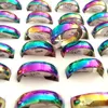 50 stks Glanzende Regenboog Kleur 6mm Breedte Comfort-fit Kwaliteit Mannen Vrouwen Rvs trouwringen Hele Trendy Sieraden Bulk lot 224F