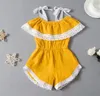 Baby Rompers Girls Lace Suspender Jumpsuits Summer Lotus Leaf Collar Bomull Linen Onesies Outfits Barn av axel Bodysuits CYP617