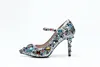 Expédition en cuir Free Stiletto High Heels Giltter Pildet pointu Postules Colorful Diamond Pumps Robes Chaussures